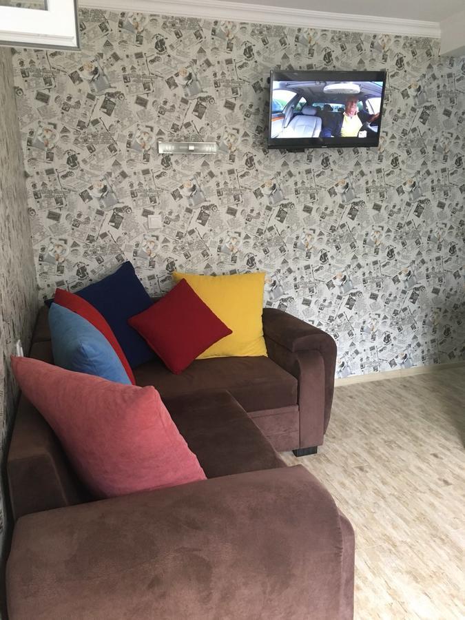 Parkside Apartment 博尔若米 外观 照片