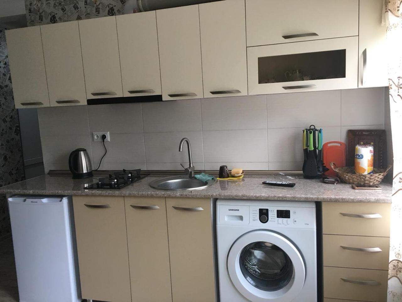 Parkside Apartment 博尔若米 外观 照片